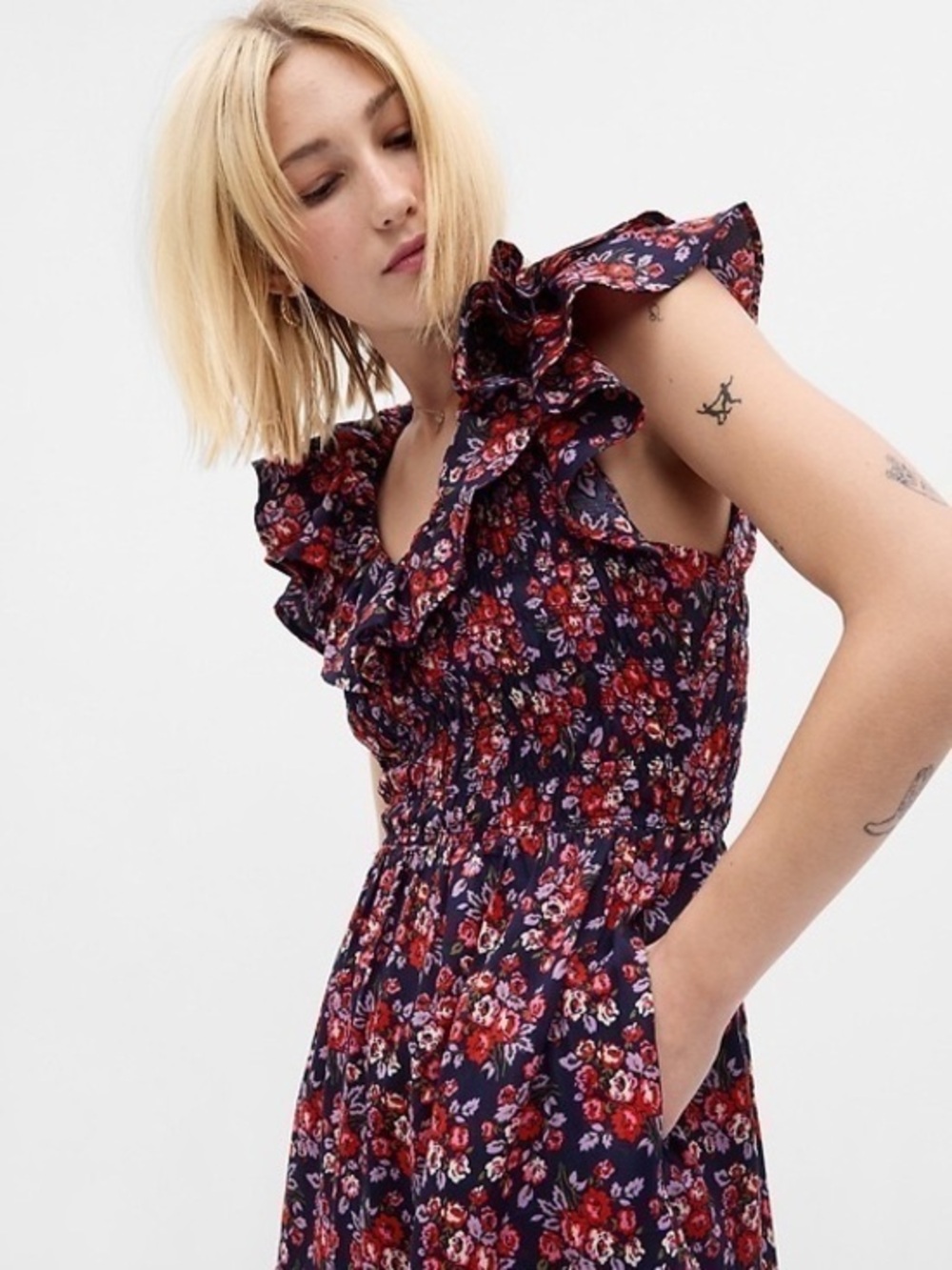 Old Navy Flutter Sleeve Smocked Midi Dress Burgundy purple & red floral SP